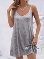 Robe de soirée courte à paillettes argentées avec décolleté en V et fines bretelles - S24l0481-011-gris / S