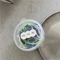 Vista superior de gomas elásticas de colores en un frasco de plástico para niños - Empaque en caja / Azul Marino Multicolor