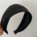 Détail du serre-tête large noir rembourré avec tissu mat et intérieur en mousse - Noir