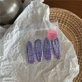 Détails de quatre barrettes à cheveux à carreaux violets et bleus dans un sachet - Carreaux Violets