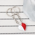 Couples interlocking heart puzzle keychain set with martial arts relief design - Red and White Pair