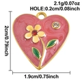 Colgante de corazón de esmalte rosa con flor dorada y medidas de 2 cm x 1,9 cm - Colgante de Corazón con Flor Rosa (S3127)