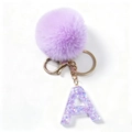 Portachiavi con lettera A in resina viola con morbido pompon e chiusura dorata - Stile Lettera A Viola (Pompon Resina Viola A)