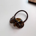 Elastico per capelli marrone fatto a mano con ciondolo a treccia in acetato tartarugato - Stile Tartarugato (A-3173-4)