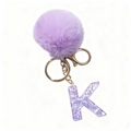 Portachiavi a pompon viola con lettera K in resina glitterata e metallo oro - Stile Lettera K Viola (Pompon Resina Viola K)