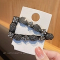 Elegante fermaglio per capelli a triangolo con cristalli grigio scuro e strass - Stile Triangolo (B-2015-2)