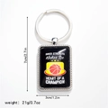 Detailansicht des Basketball-Anhänger-Halskette mit Maßen von 7 cm x 3 cm und Gewicht - Stil 4 Schlüsselanhänger