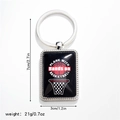 Detaillierte Größentabelle des Basketball-Schlüsselanhängers mit Maßen von 7cm Höhe und 3cm Breite - Stil 5 Schlüsselanhänger