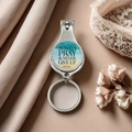 Inspirerende metalen nagelknipper sleutelhanger met zeeglas en gebedscitaat - Kustlandschap Stijl(1)