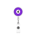 Dettaglio del porta badge retrattile viola con biliardo numero 4 e cinturino - Palla No.4