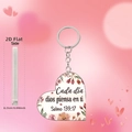 Detail view of 0.25cm thick heart acrylic plaque with floral pattern and Spanish scripture - Salmo 139:17 White Floral Style (5)