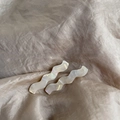 Elegant wavy pearlescent hair clips set in creamy white with aurora finish for women - Pearlescent Mermaid Color