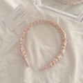 Elegant pale pink pleated satin headband for women in a minimalist Korean style - Pink