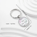 Détails porte-clés argenté avec pendentif en verre plume et les dimensions - Motivation Plume Colorée (Style 8)