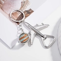 Flugzeug-Flaschenöffner-Schlüsselanhänger in Silber mit Jupiter-Glaskugel-Anhänger - Jupiter Stil (10)