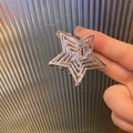 Pinza per capelli a stella incavata in metallo argento con strass scintillanti - Argento