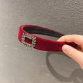 Diadema de lujo en terciopelo burdeos con una hebilla de diamantes de imitación retro - Burdeos