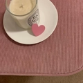 Lindo pasador para el cabello rosa con forma de corazón en un plato decorativo de porcelana - Pinzas de pelo pico de pato / Rosa