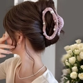 Pinza per capelli in raso rosa con perle per acconciature eleganti da donna - Viola