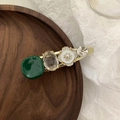 Pasador de pelo con perla y margarita de resina verde sobre marco de metal dorado - Estilo de Empalme de Strass (B-2026-2)