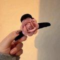 Pince à cheveux en velours avec une grande rose en tissu rose pour femmes - Pince Camélia Rose