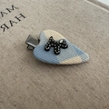 Graziosa clip per capelli a forma di cuore a quadretti blu con motivo a cagnolino - Blu Cuore (D-5731-2)