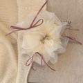 Elegante elastico in tulle bianco sporco con fiocchi viola per acconciatura balletto - Bianco Sporco