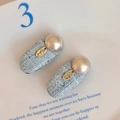 Ensemble de barrettes en tweed bleu clair avec perle champagne et breloque dorée - Mélange Tweed Bleu Clair avec Perle Artificielle (D-5125-1)