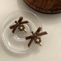 Fermagli per capelli vintage con fiocco in velluto marrone, perle e clip dorata - Fiocco di Camelia (B-2572-2) / Perla Caffè