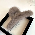 Pinza per capelli minimalista in peluche talpa con morbida consistenza in ecopelliccia - Caffè Profondo (13cm)