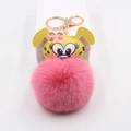 Porte-clés léopard de dessin animé jaune avec pompon en fourrure rose et anneau doré - Rose Pêche