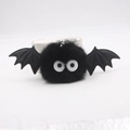 Portachiavi a pipistrello di peluche nero per Halloween con grandi occhi e pompon - Nero