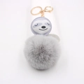 Pendentif paresseux mignon avec pompon en fourrure grise et porte-clés doré pour sacs - Gris clair