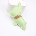 Hellgrüner Bulldoggen-Taschenanhänger aus PU-Leder mit weißer Naht und Goldverschluss - Matcha-Grün