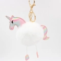Regenbogen Einhorn Plüsch Schlüsselanhänger mit weißem Kunstfell und goldenem Karabiner - Weiß