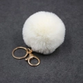 Porte-clés pompon blanc en fausse fourrure avec fermoir doré pour sacs et voitures - Boule de Poils 8cm + Fermoir Doré / Blanc Cassé