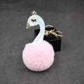 Leuchtender Schwan Plüschball Schlüsselanhänger mit Krone und Pailletten für Taschen - Hellrosa