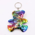 Bunter Schlüsselanhänger Bär mit Wendepailletten und silbernem Ring im Regenbogen-Stil - Bär-Bunt