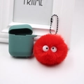 Portachiavi in peluche rosso con custodia protettiva per auricolari in silicone verde - Rosso