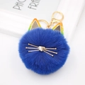 Süßer Klein-blauer Katzenkopf-Schlüsselanhänger mit Regenbogen-Ohren und Goldkarabiner - Katze mit farbigen Ohren / Saphirblau