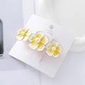 Pasador de flores con esmalte degradado amarillo y blanco y perlas brillantes - Flor Amarilla