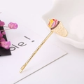 Pince à cheveux dorée en forme de glace avec émail coloré sur plateau blanc - Boule de Crème Glacée (Style 3)