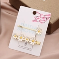 Set di fermagli per capelli a margherita con petali bianchi e placcatura oro - Set Forcina E Becco D Anatra / Set Di Fiori Bianchi