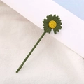 Pince à cheveux marguerite vert foncé mat avec centre jaune accessoire de coiffure - Épingle à cheveux / Barrette Plate Verte