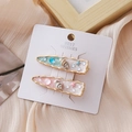 Set de pinzas para el cabello serie océano con estrellas de mar, conchas y perlas - Estilo Triángulo