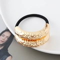 Minimalistisches schwarzes elastisches Haargummi mit strukturiertem goldenem C-Ring - Balotellis Goldener Kreis