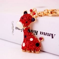 Portachiavi giraffa scintillante con strass rossi e macchie in smalto bianco e nero - Rosso