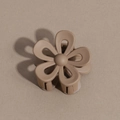 Pinza para el pelo con flor mate en elegante color marrón moca para varios peinados - Flor / Caqui