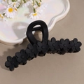 Matte black frangipani flower hair claw clip with minimalist floral design for women - Linear Flowers / Black