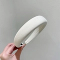 Minimalist white padded sponge headband with twill fabric texture and wide brim design - White